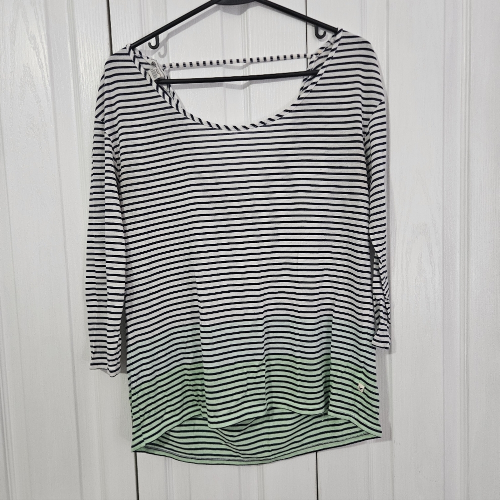 American Eagle 3/4 Sleeve Top